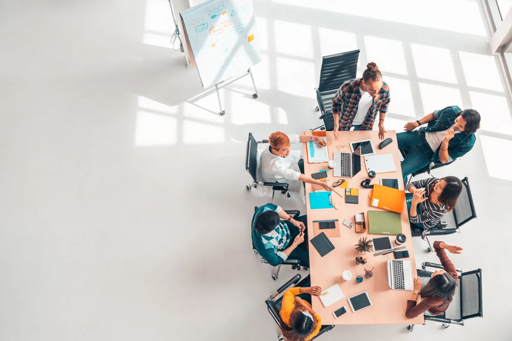 Workshop-Situation: Team arbeitet gemeinsam